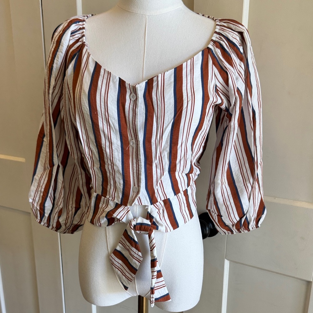 Crisp cropped stripe blouse